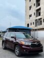 2015 Toyota Highlander LE: Pristine & Reliable 7-Seater!