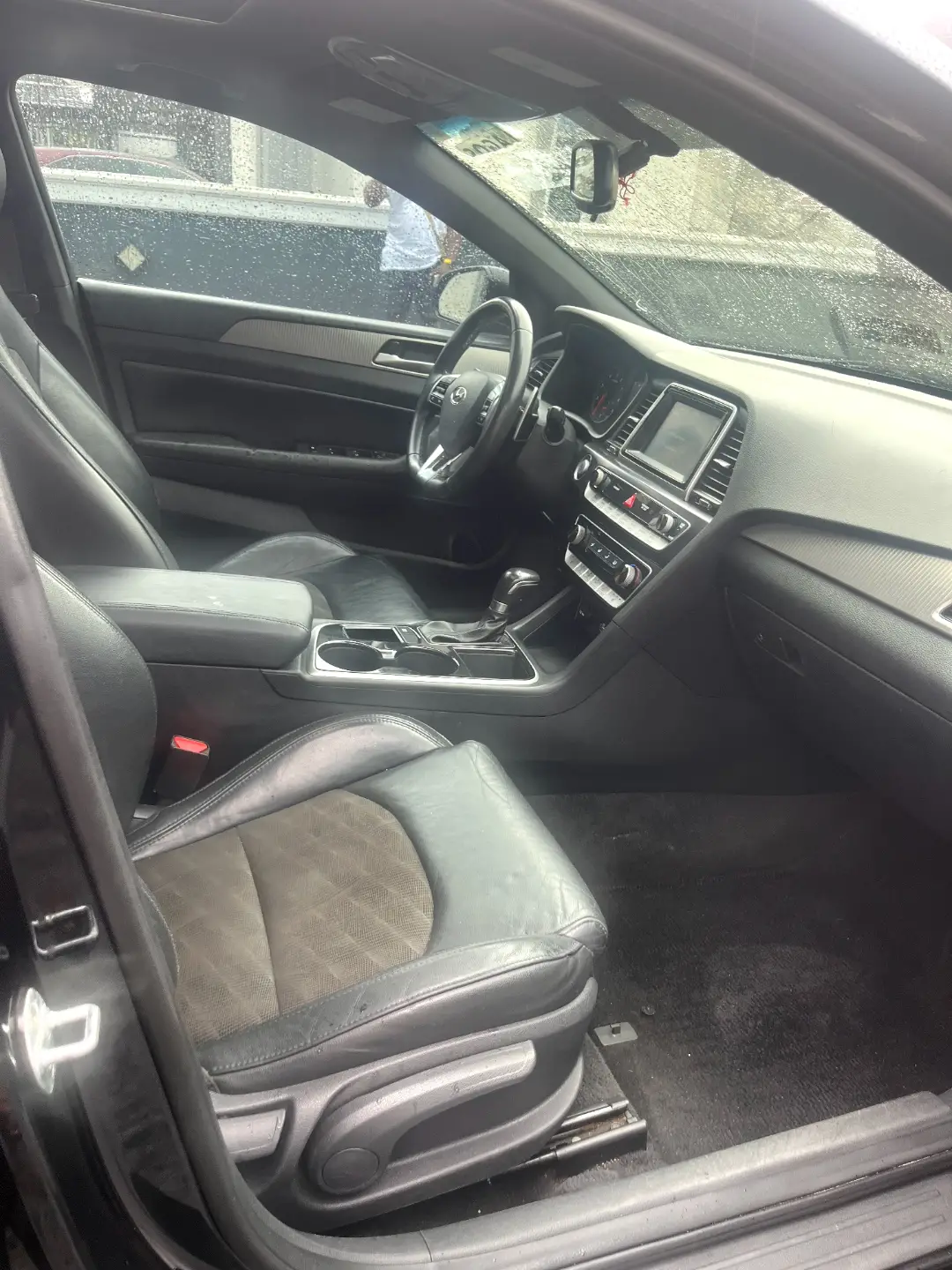 2017 Hyundai Sonata Sport: Sunroof, Thumbstart, 16.5M