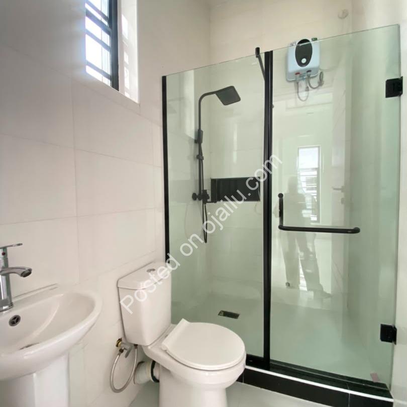 Brand New 4-Bed Duplex + BQ in VGC Extension