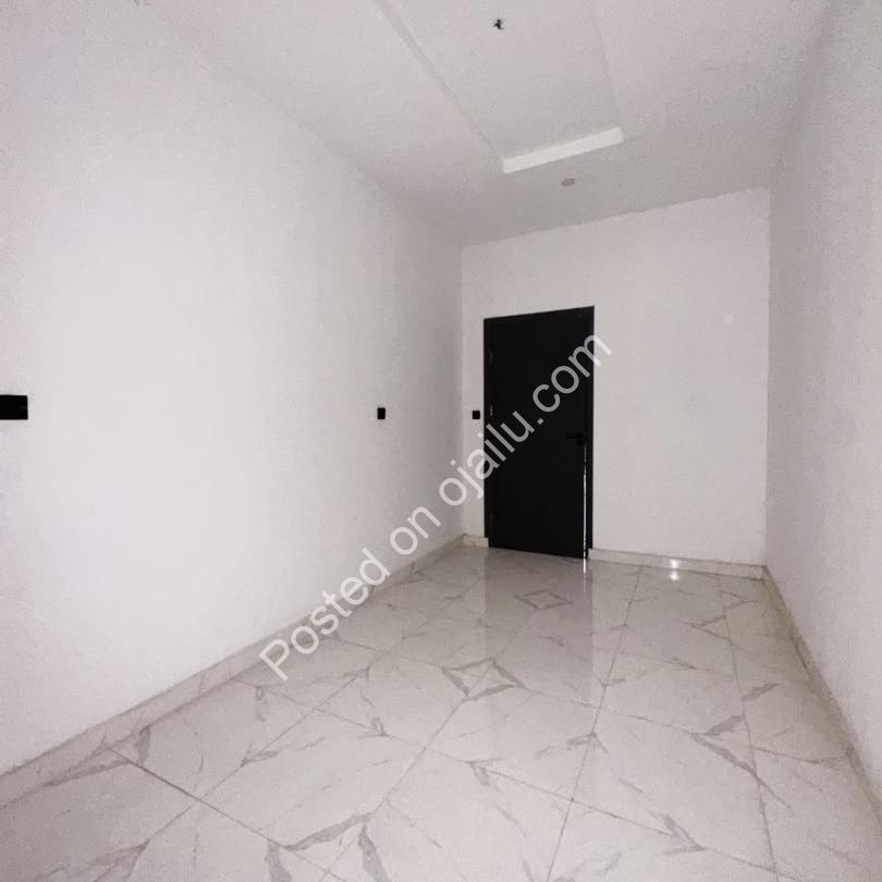 Brand New 4BR Duplex w/BQ in Ikota ₦180M