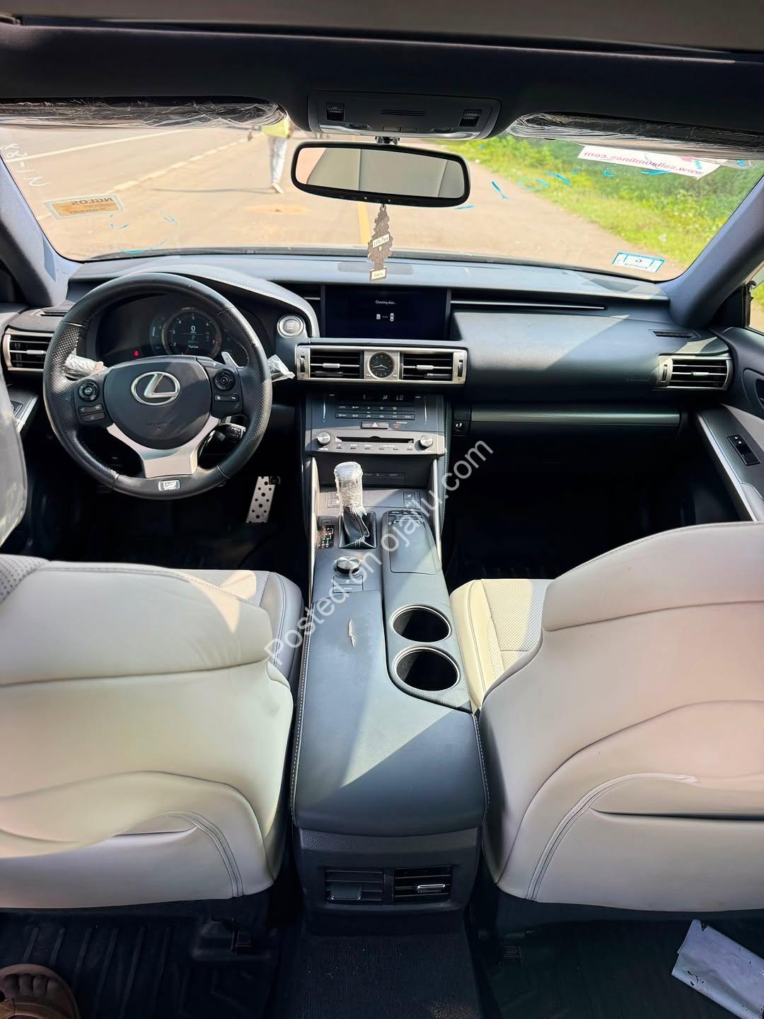 2016 Lexus IS300 F-Sport: Duty Paid, Just ₦25M!