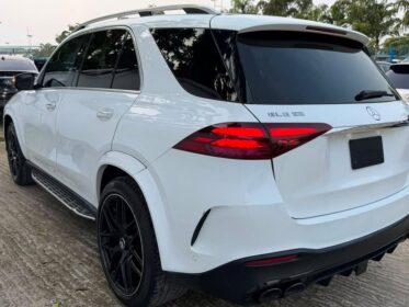 2019 Mercedes GLE53 AMG: Luxury