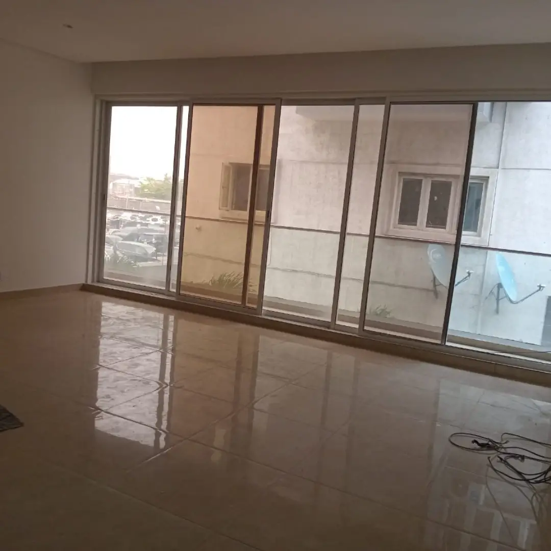 Lekki’s Finest: 3BR Gem with Rooftop