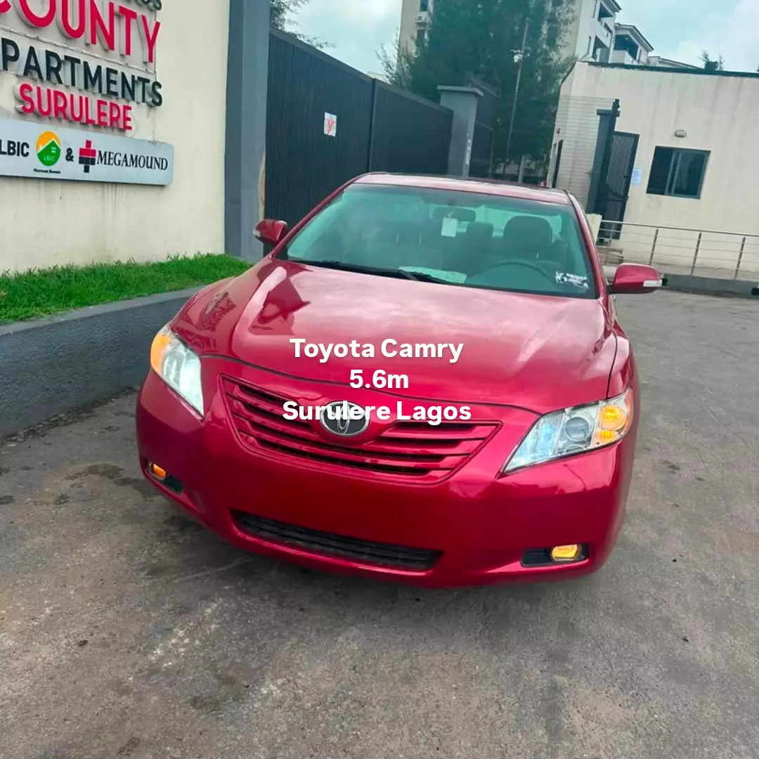 2008 Toyota Camry Sunroof: Clean & Priced to Sell