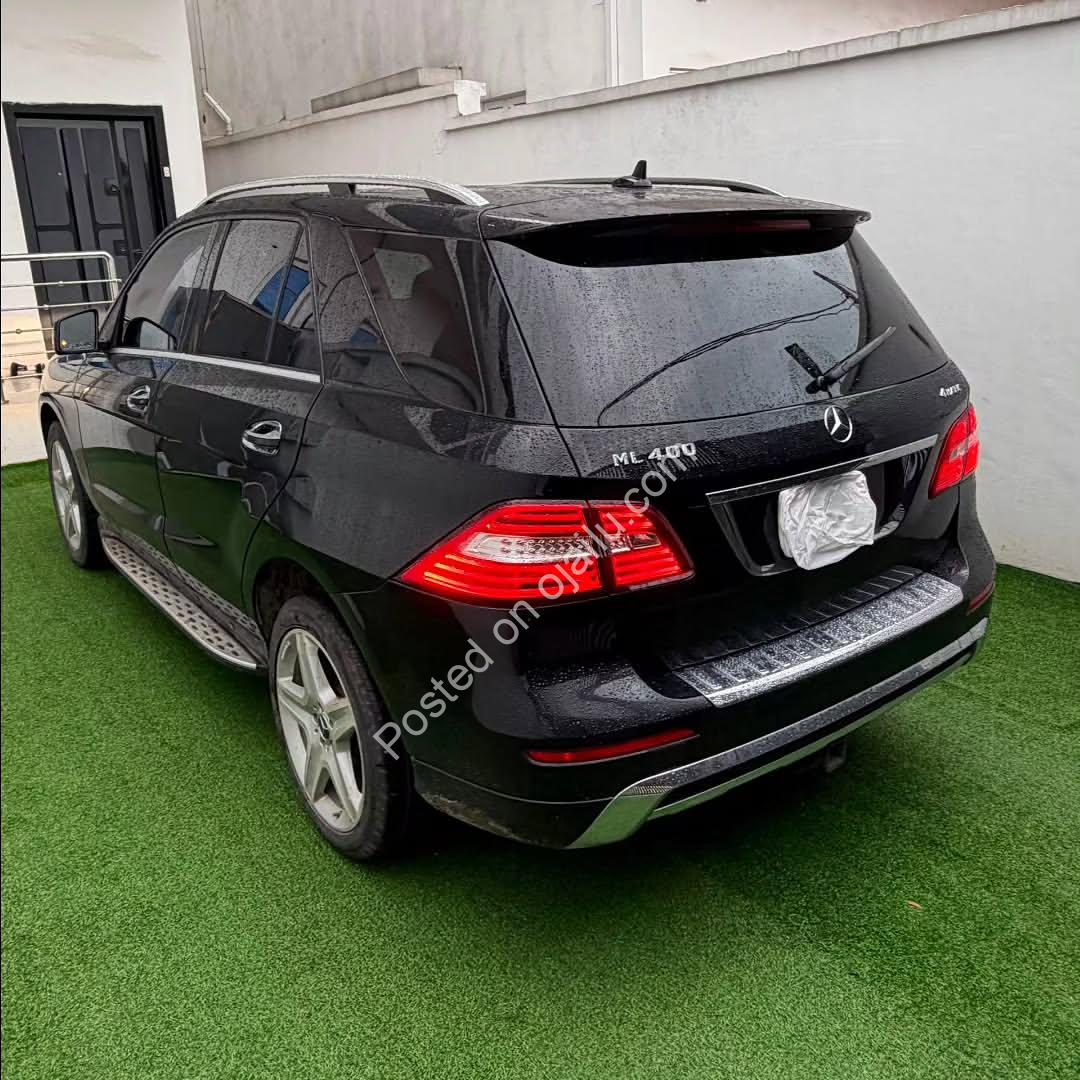 2015 ML400 Full Options: Pristine & Loaded, Just 28M Lagos