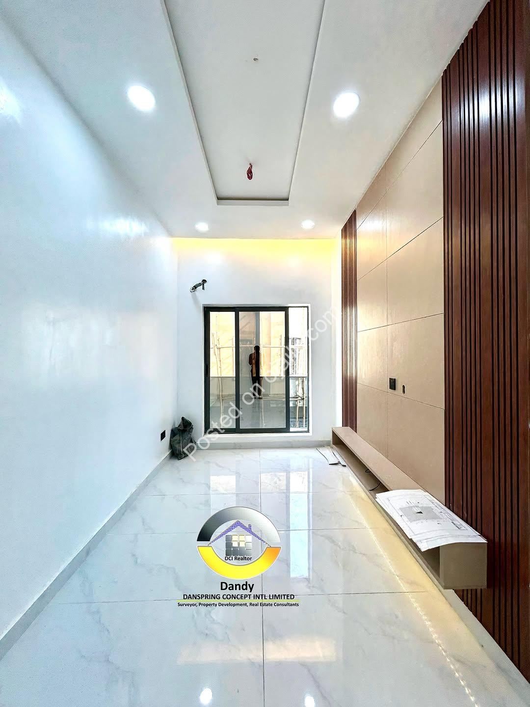 Your Dream Home Awaits: 4BR Duplex with Pool in Sangotedo