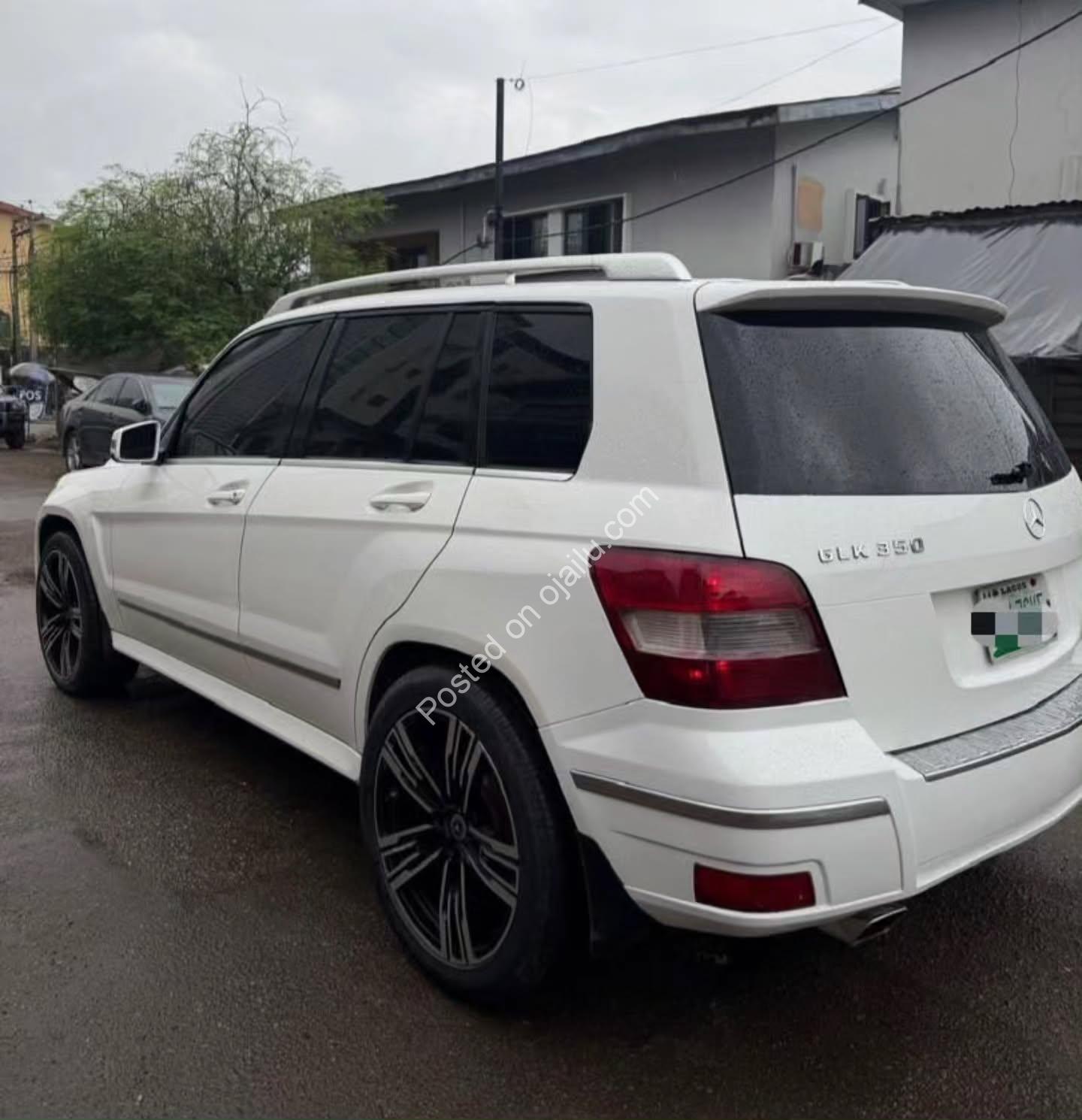 “Premium 2011 Mercedes GLK 350 – Clean, Registered, & Ready to Roll! Only 10M”