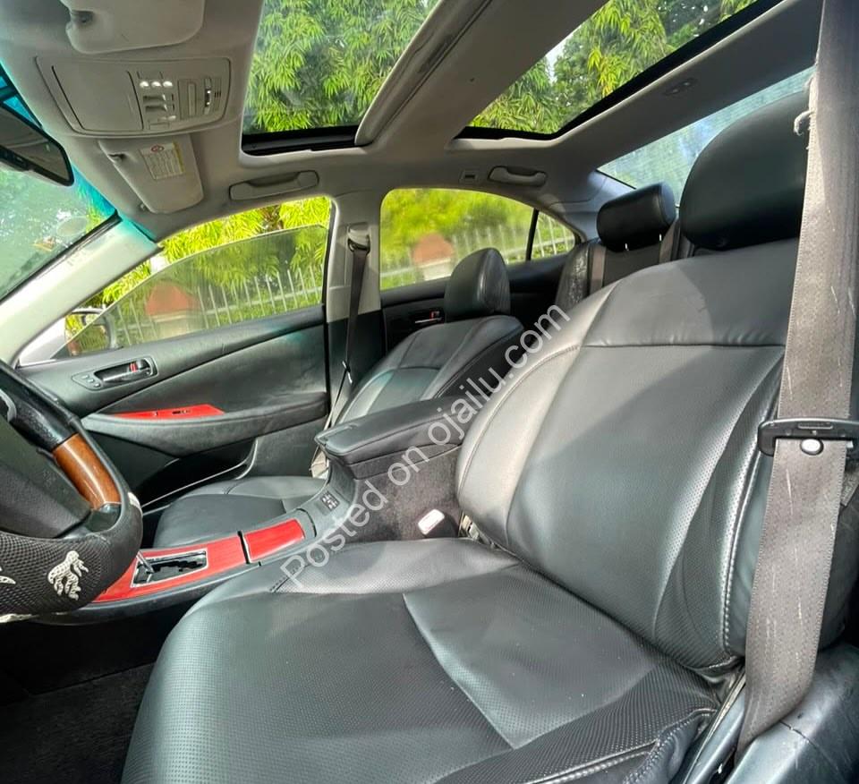 2009 Lexus ES350: Panoramic Roof, Push-Start, Premium Comfort – 8.9M Naira