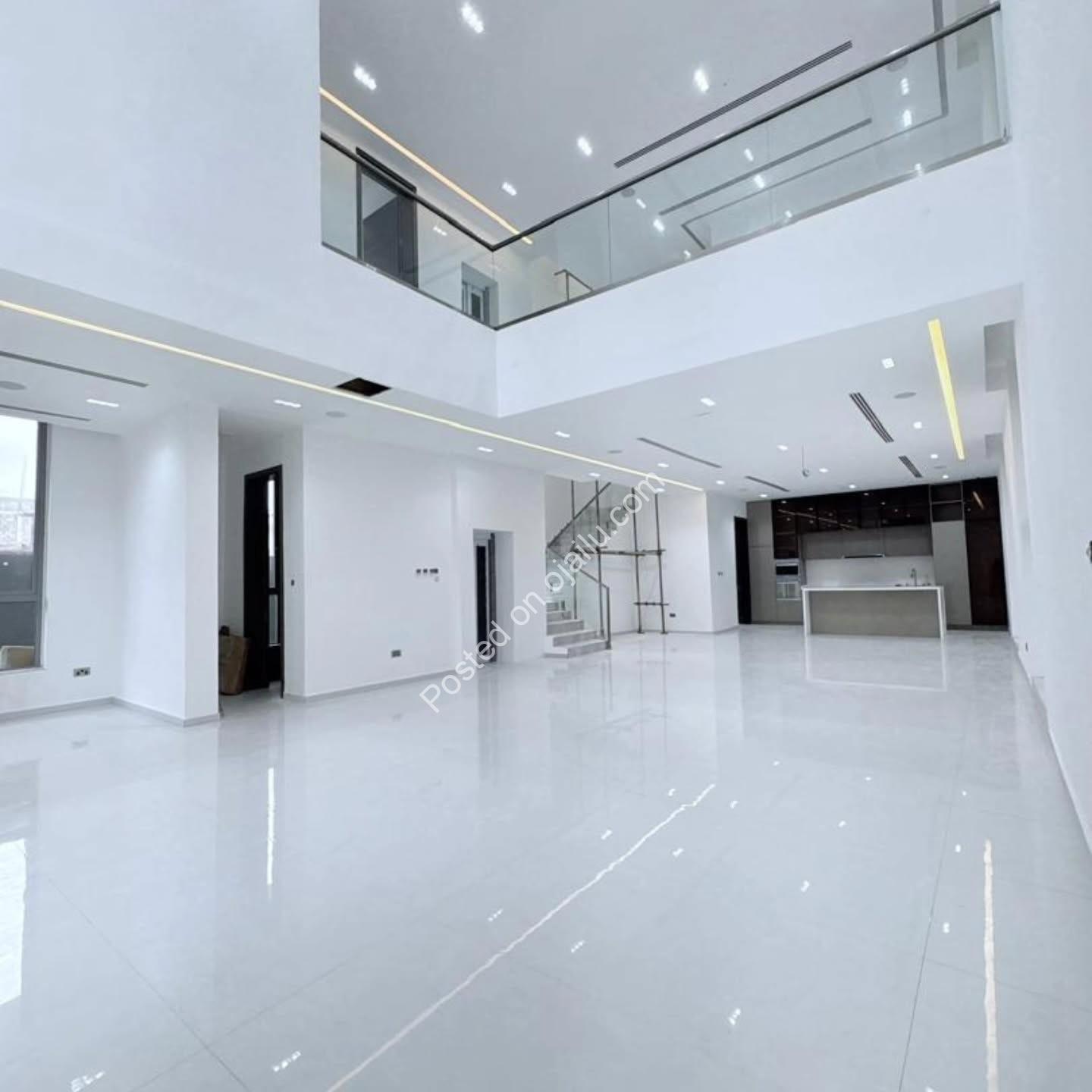 Ikoyi’s Crown Jewel: Smart Home Meets Penthouse Luxury