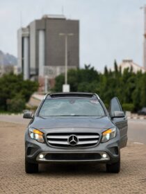 2016 Mercedes GLA250 – Pristine Luxury