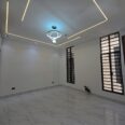 Sophisticated 4-Bed Terrace Duplex in Chevron