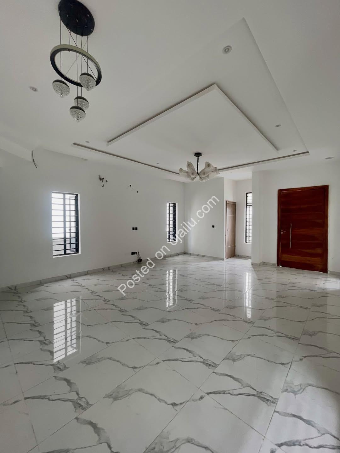 “5-Bed Smart Home with BQ in Sangotedo – N200M”