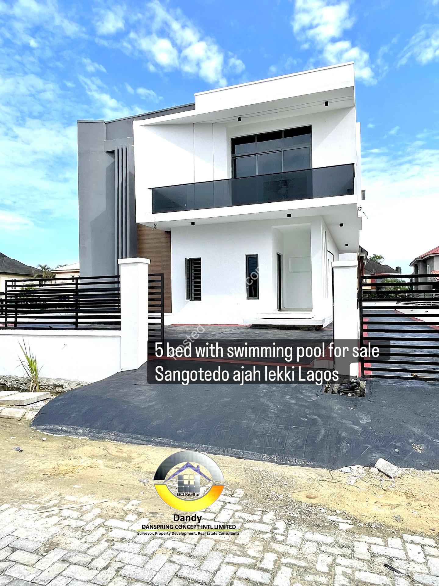 Brand New 5-Bed Duplex with Pool & Fountain in Sangotedo