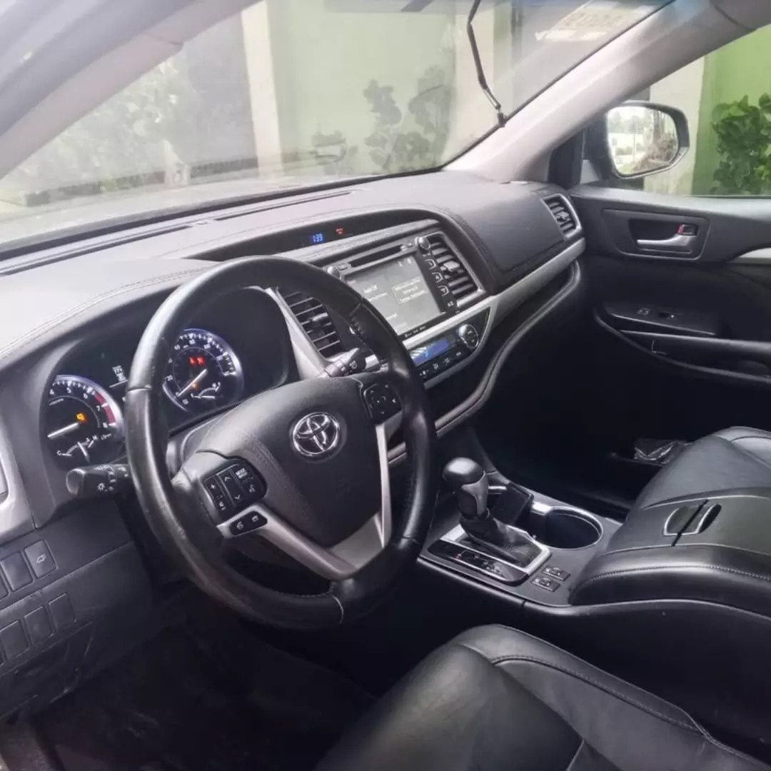 2018 TOYOTA HIGHLANDER LIMITED! PERFECT ENGINE & GEAR, ICY AC, CUSTOM DUTY 2026 – JUST ₦21M!