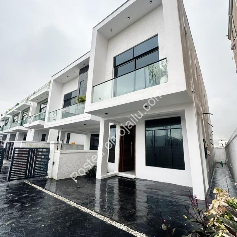 Brand New 4BR Duplex w/BQ in Ikota ₦180M