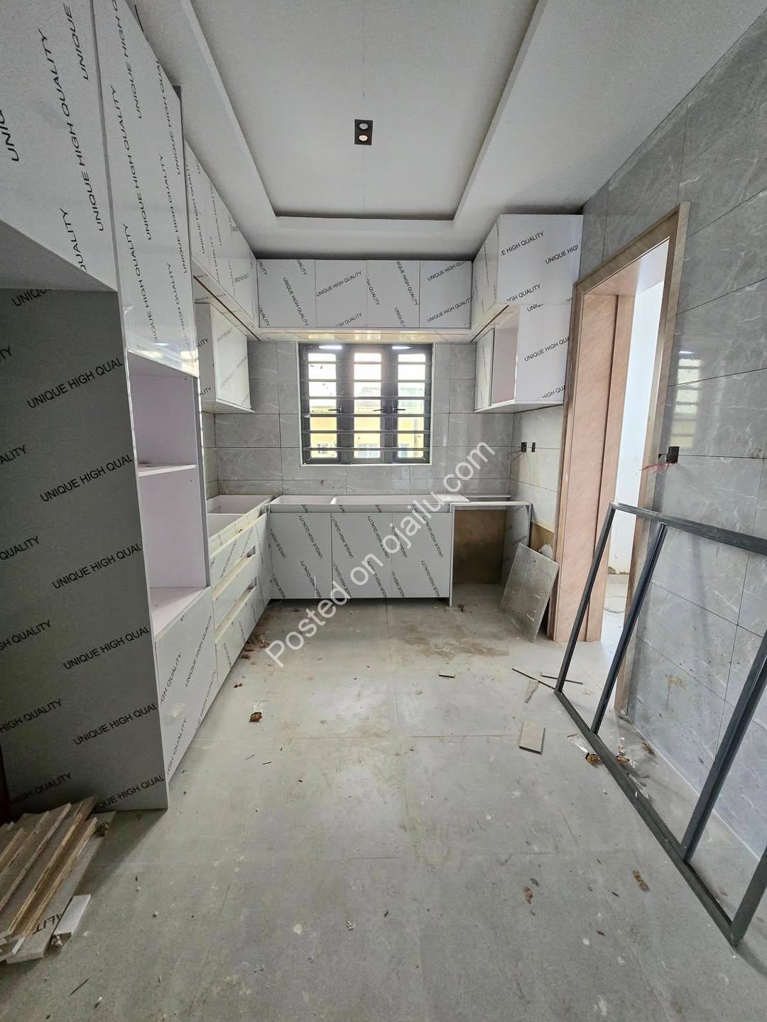3-Bed En-Suite Flat + BQ in Gbagada – ₦175M