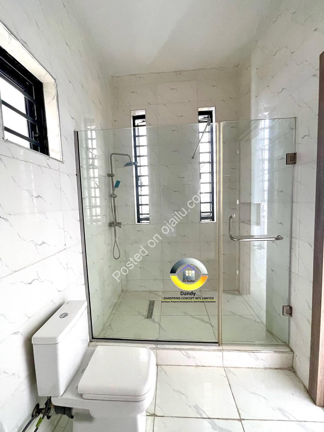 “5-Bed Smart Home with BQ in Sangotedo – N200M”