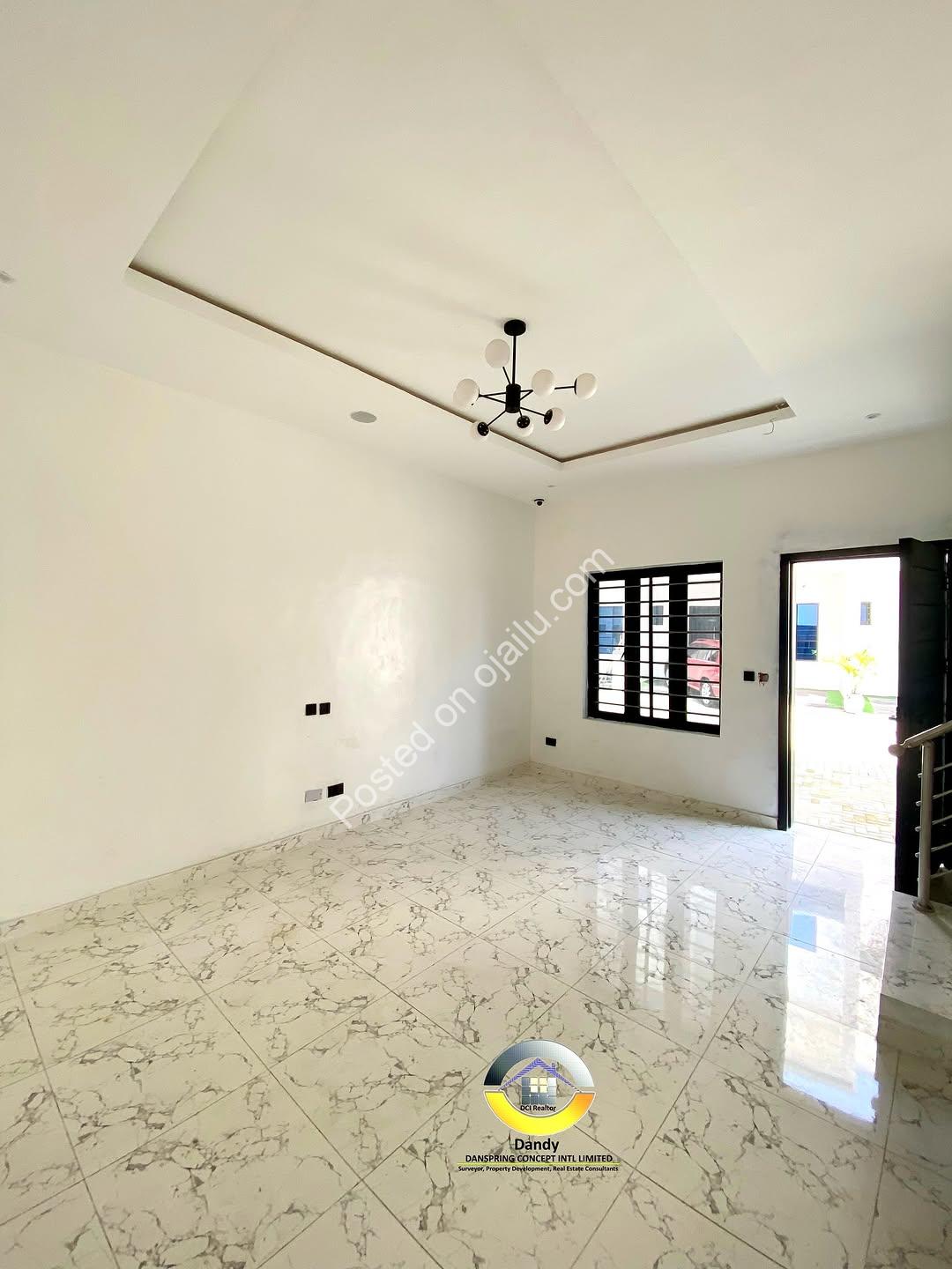Brand New 2BR Terrace Duplex: Ensuite Elegance