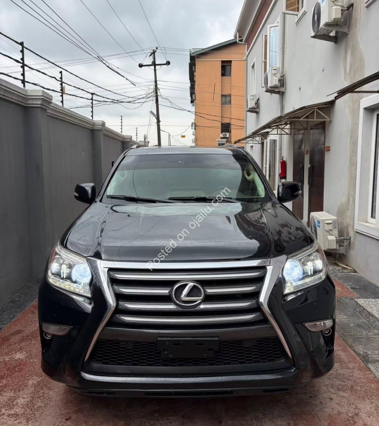 2016 Lexus GX460: Immaculate & Fully Loaded, 34M