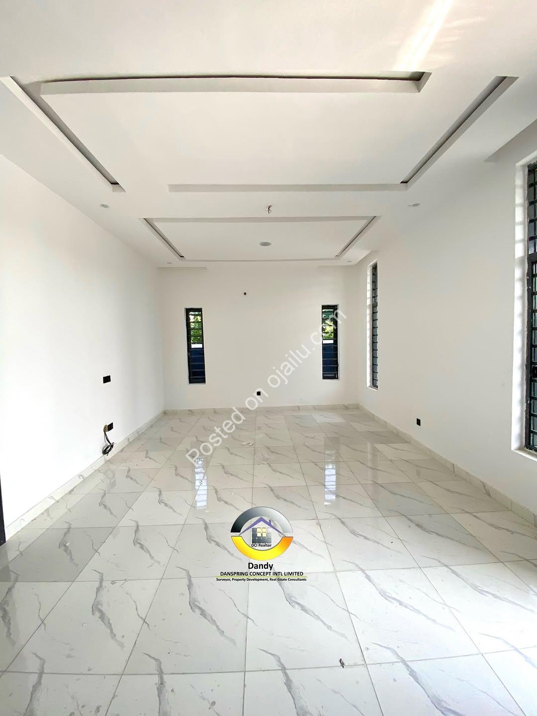 Brand New 2BR Terrace Duplex: Ensuite Elegance