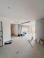 Ikoyi 8th-Floor Stunner: Pool, Gym & C of O