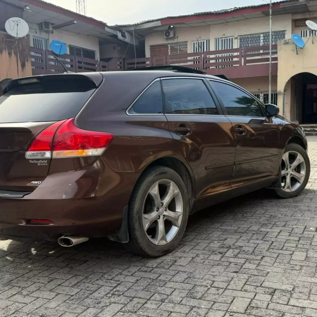 2010 Toyota Venza: Supreme Condition, 6-Month Reg, ₦11M Final