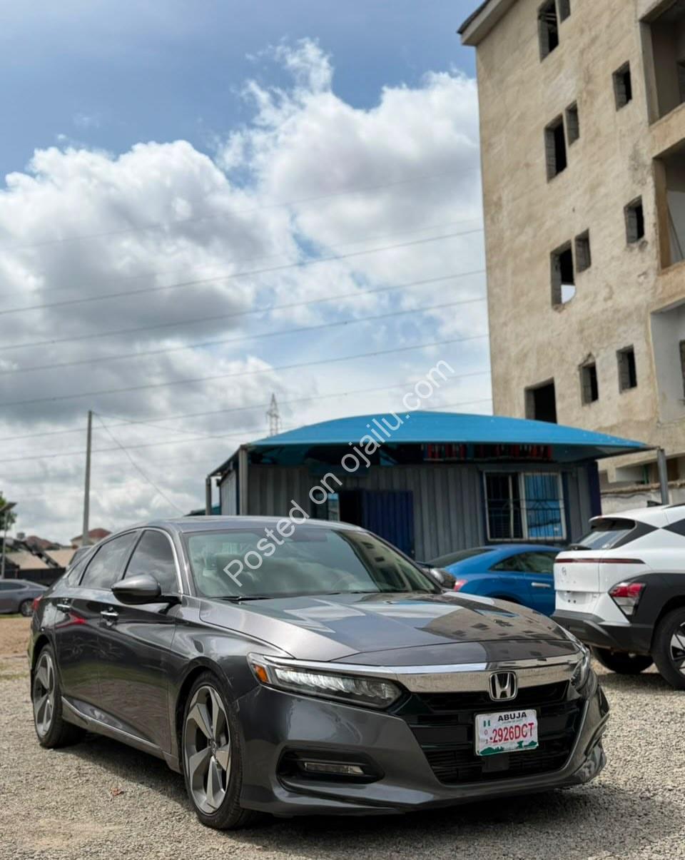2018 Honda Accord Touring: Luxury, Loaded, Pristine