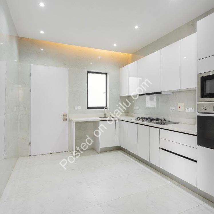 Chevron Lekki Dream Home: CofO Ready