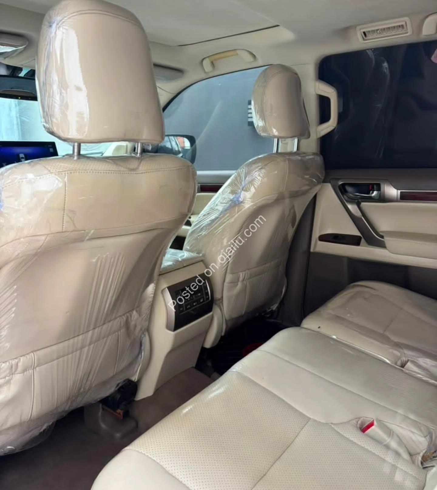 2016 Lexus GX460: Immaculate & Fully Loaded, 34M