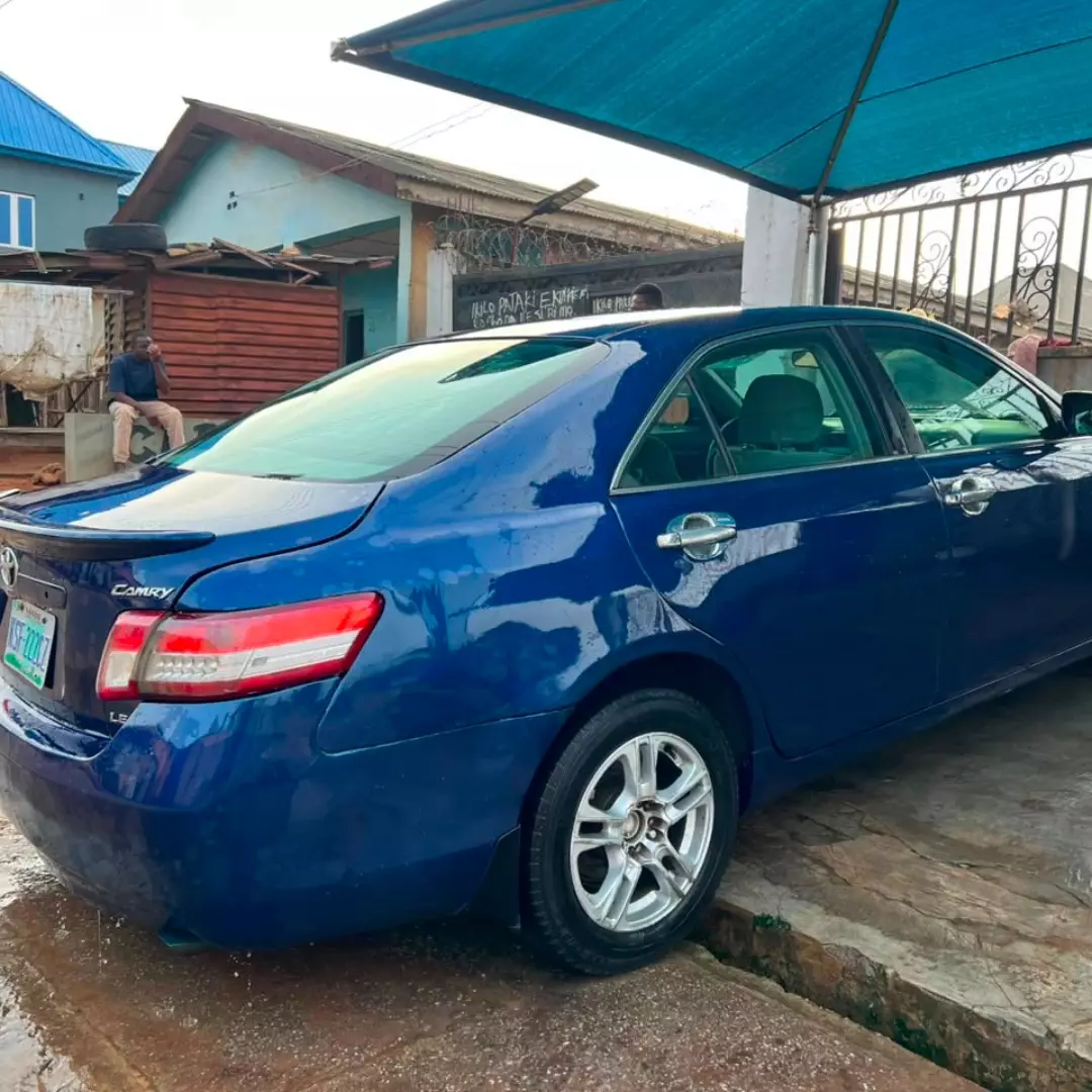 2008 Camry: Chilling AC, Engine & Gear   – Drive Home for 4.5M!