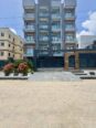 2BR Serviced Oasis: Pool, Gym & Elevator!