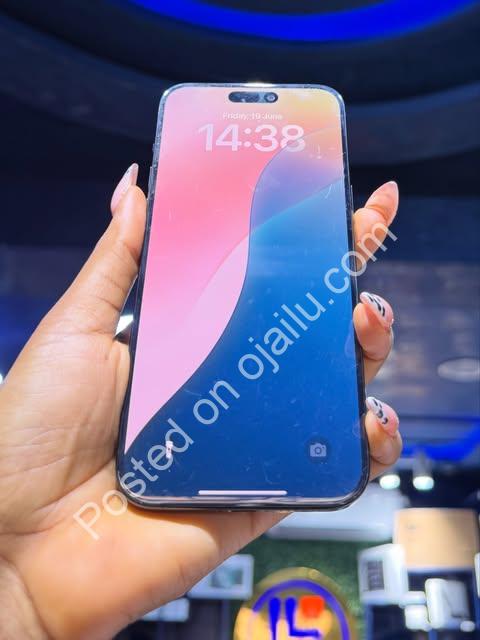Premium iPhone 15 Pro Max 512GB – 96% Battery Life, Yours Now