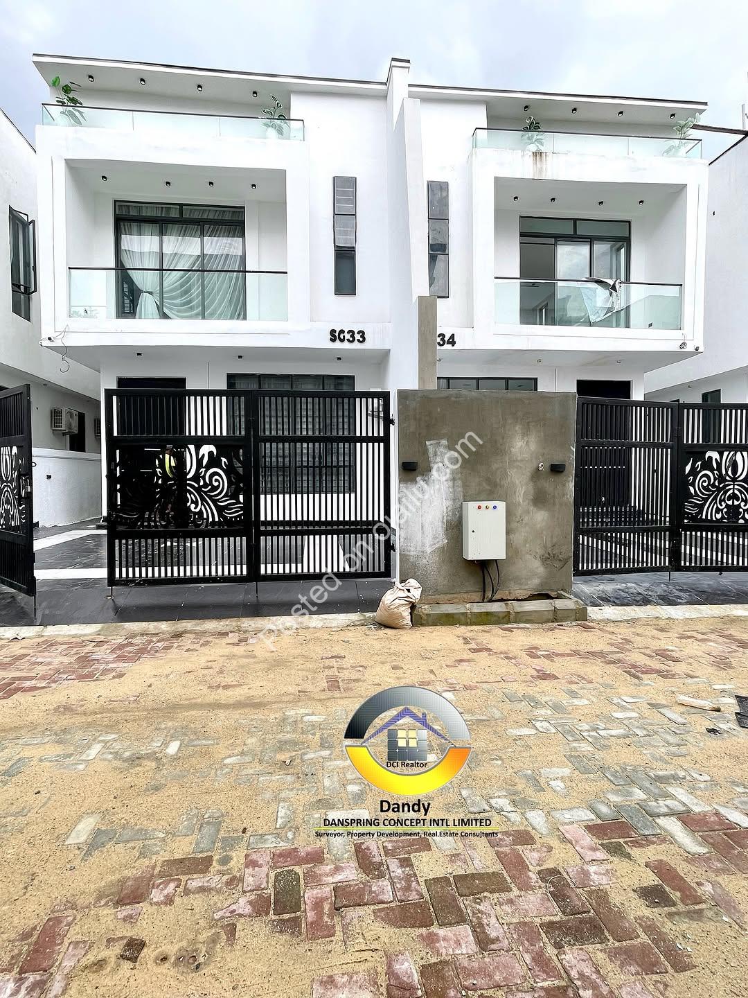 4-Bed Ensuite Duplex: Where Tech Meets Timeless Elegance