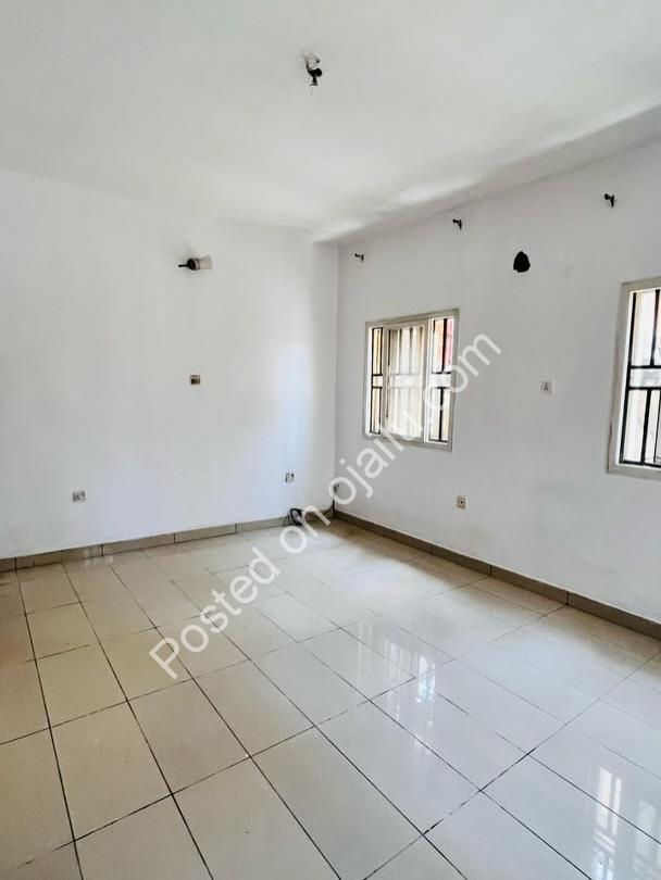 Spacious Studio Haven in Prime Agungi