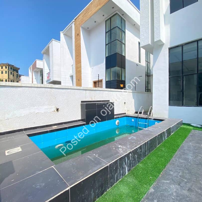 Brand New 4BR Duplex + BQ & Pool in Chevron