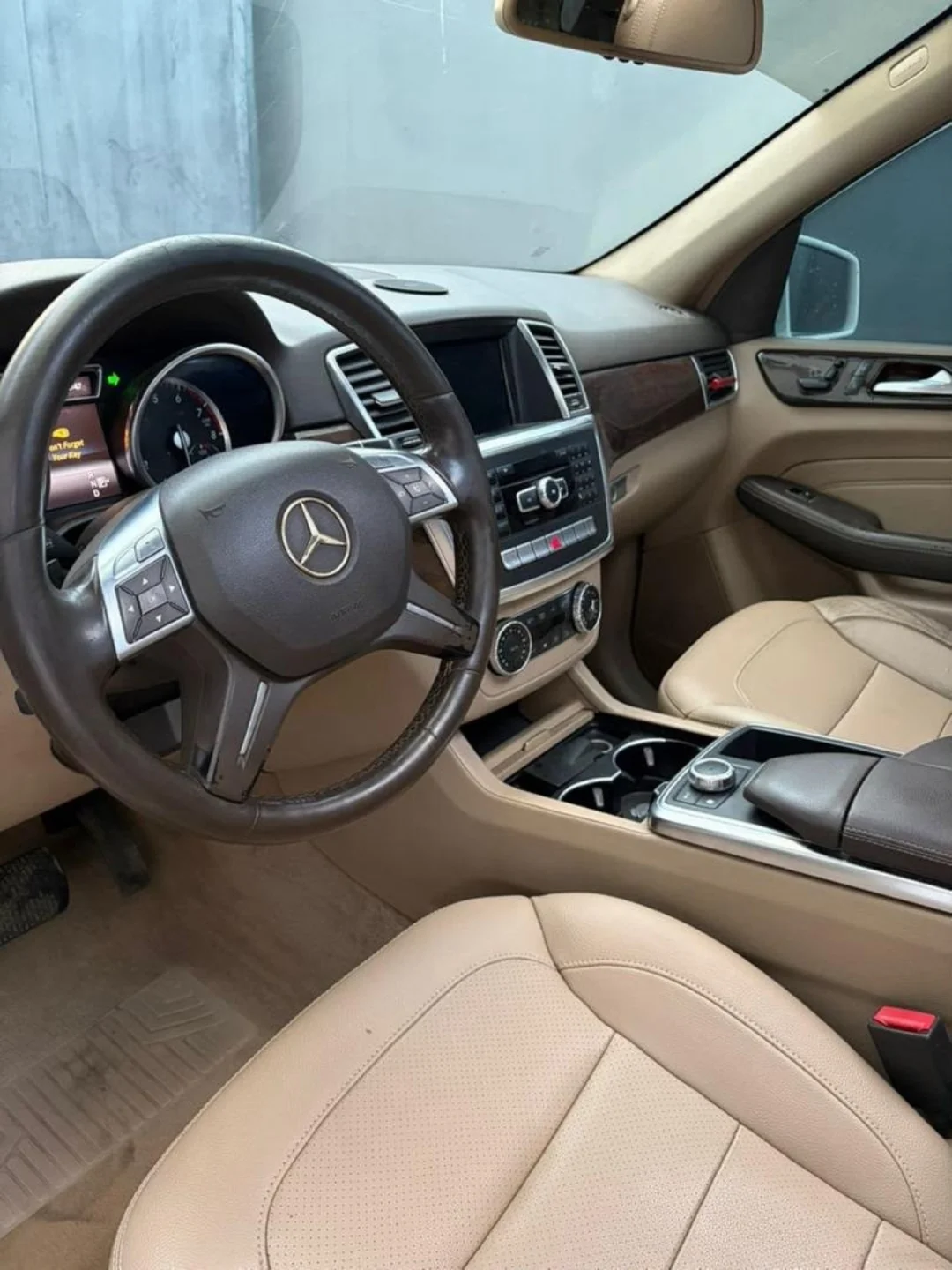 2014 ML350: Panoramic Roof, StepBoard Light, Drive-Ready
