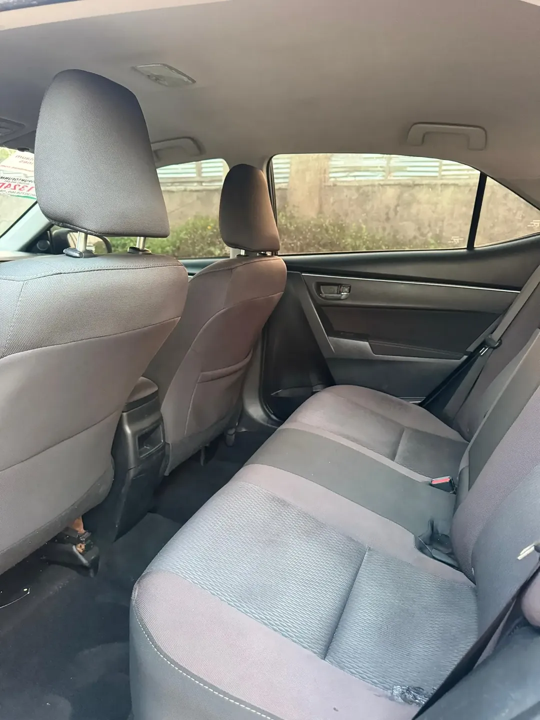 2018 Toyota Corolla LE – Original Duty, Premium Sedan Deal!