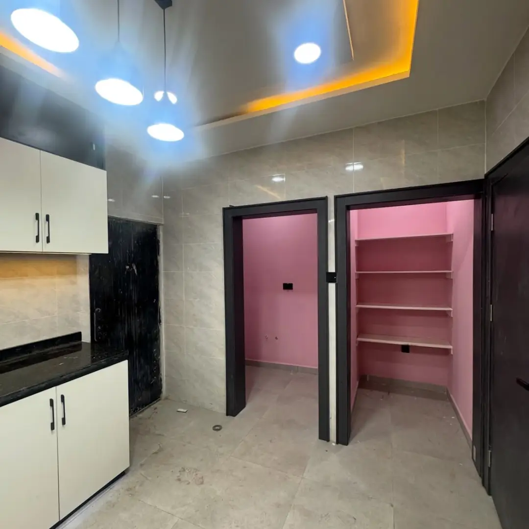 4BR Ensuite Bungalow with High-End Finishes
