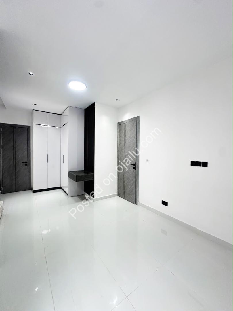 Ikota’s Finest: 5-Bed Duplex with Pool & BQ – ₦380m