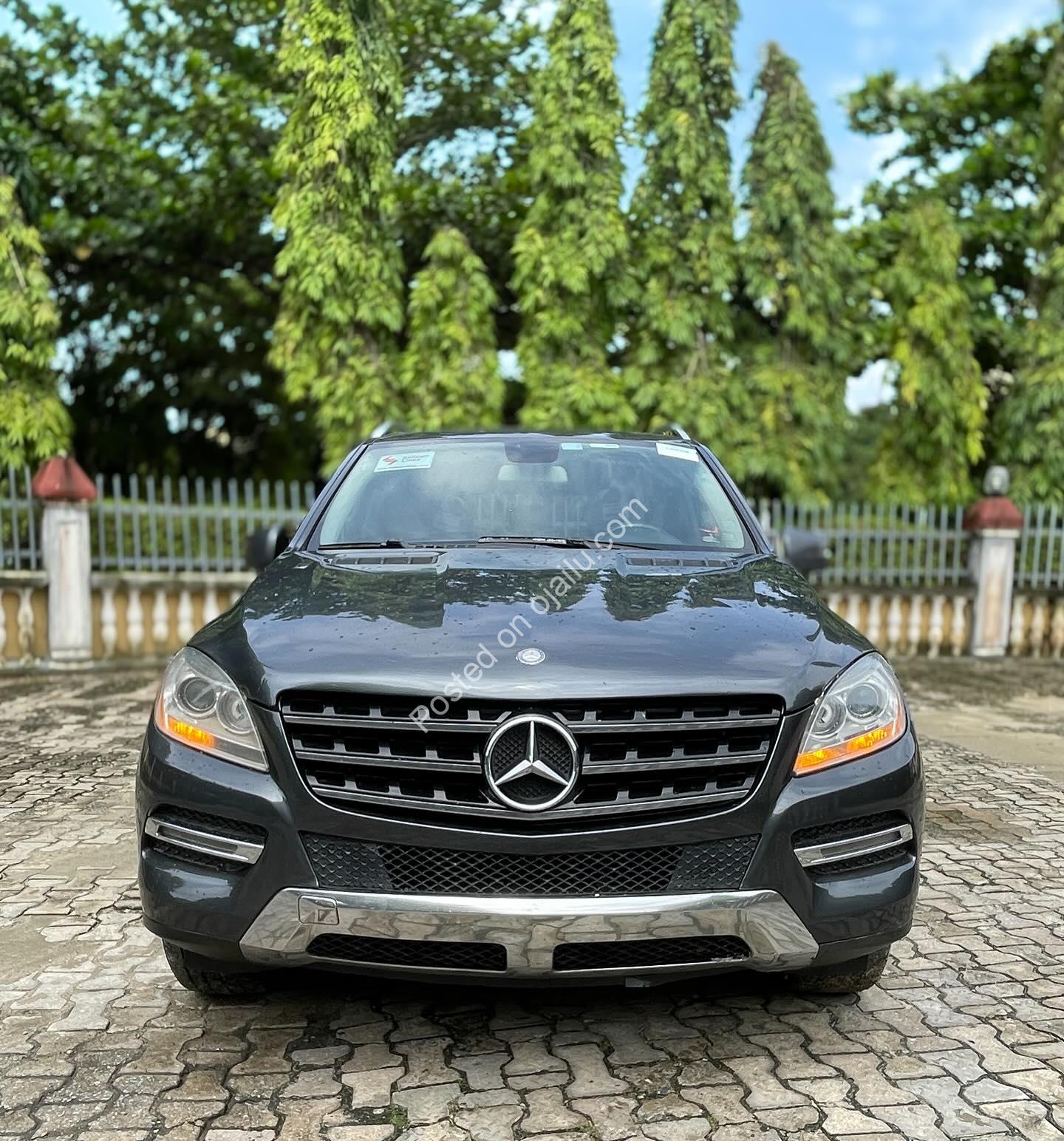 2015 Mercedes ML350: Luxury SUV, Sunroof, 17.8M Only!