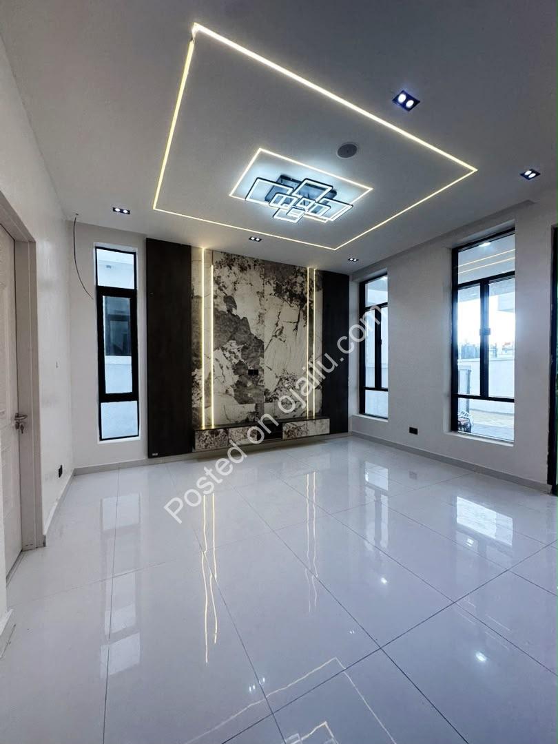 Brand New Ikota 4-Bed Duplex: ₦180M