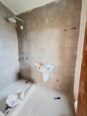Ikoyi 8th-Floor Stunner: Pool, Gym & C of O