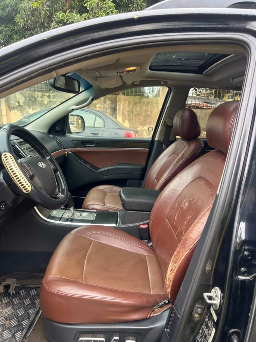 2008 Hyundai Veracruz: Turnkey 7-Seater V6 with Sunroof