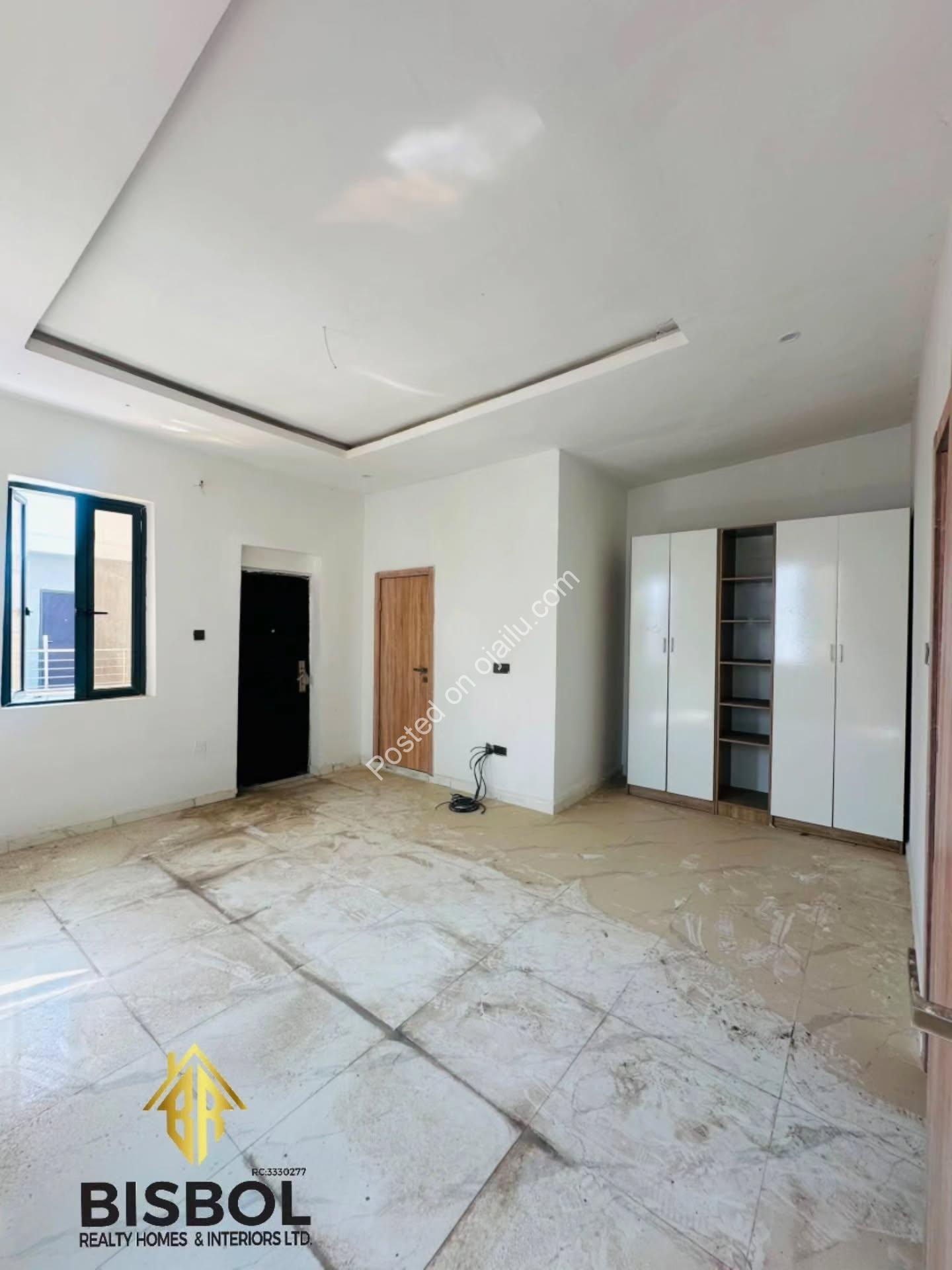 Move-In Ready! 3-Bed Terrace in Abraham Adesanya