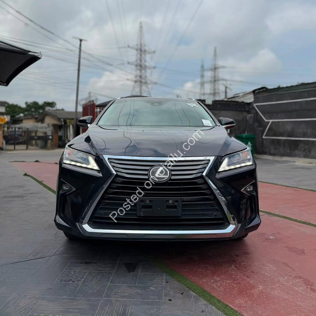 Lexus RX350 2017 Premium – Pristine, Loaded & Flawless!
