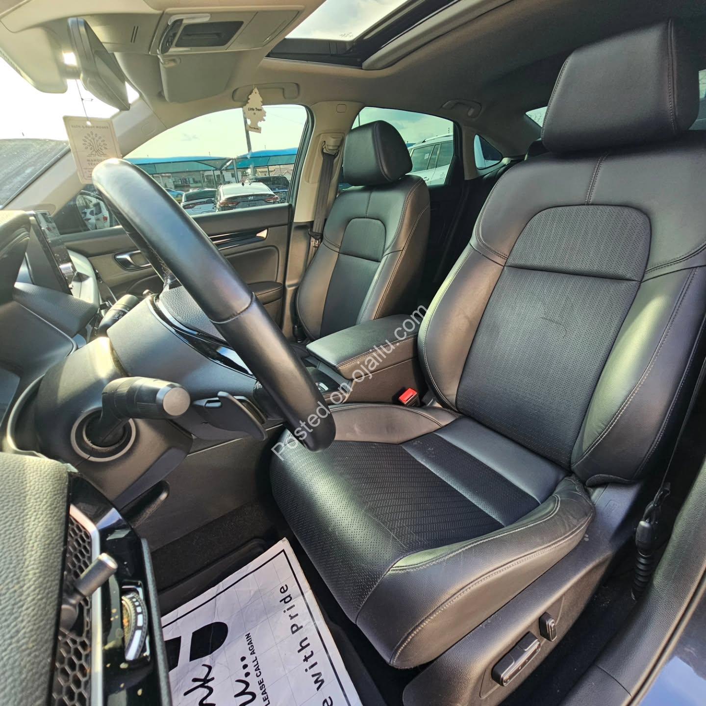 2022 Honda Civic Touring – Accident-Free & 2026 Duty!