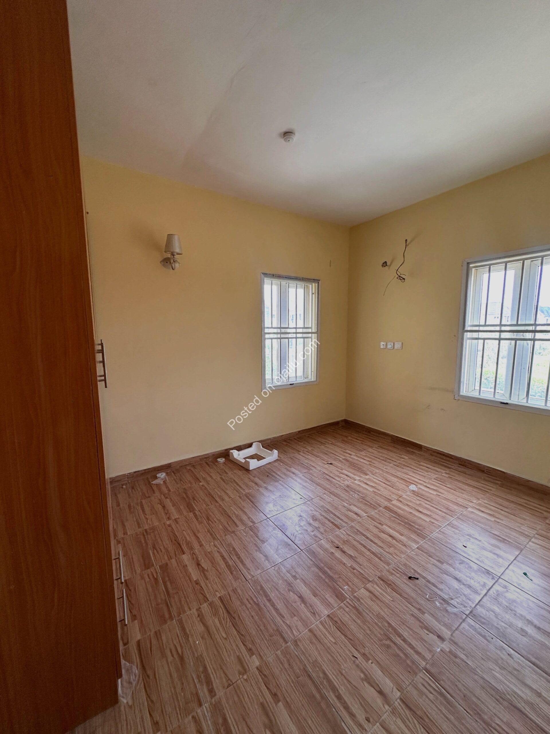 Brand New 2-Bed + En-Suite in Gwarinpa