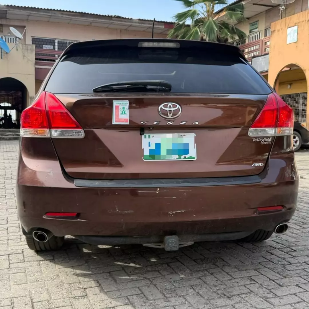 2010 Toyota Venza: Supreme Condition, 6-Month Reg, ₦11M Final