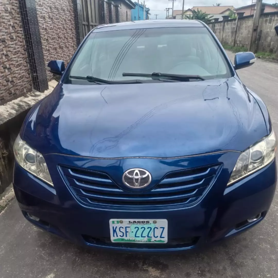 2008 Camry: Chilling AC, Engine & Gear   – Drive Home for 4.5M!