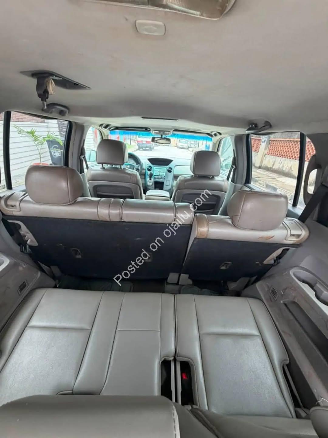 2010 Pilot: Safari-Ready & AC Chills!